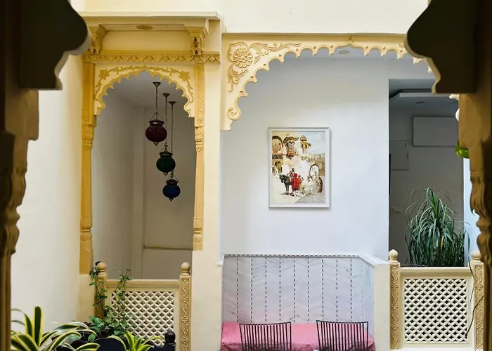 Hotel Mewari Villa Pure Veg